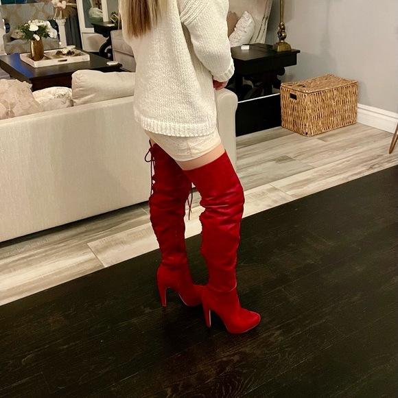 New! Thigh-high, red suede, lace up back with side zipper platform heeled Boots - Picture 4 of 13